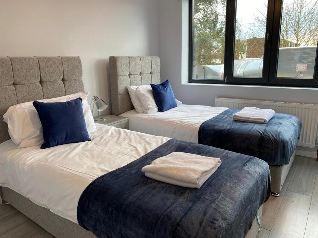 2-bedroom Flats Near Heathrow That Are Cozy Ciean Secure Apartment