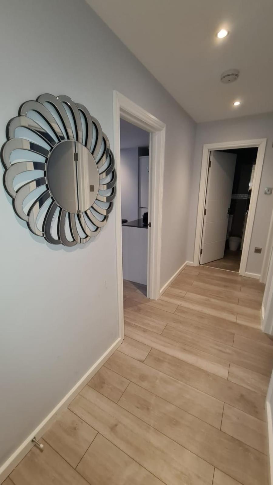 2-bedroom Flats Near Heathrow That Are Cozy Ciean Secure * Cranford